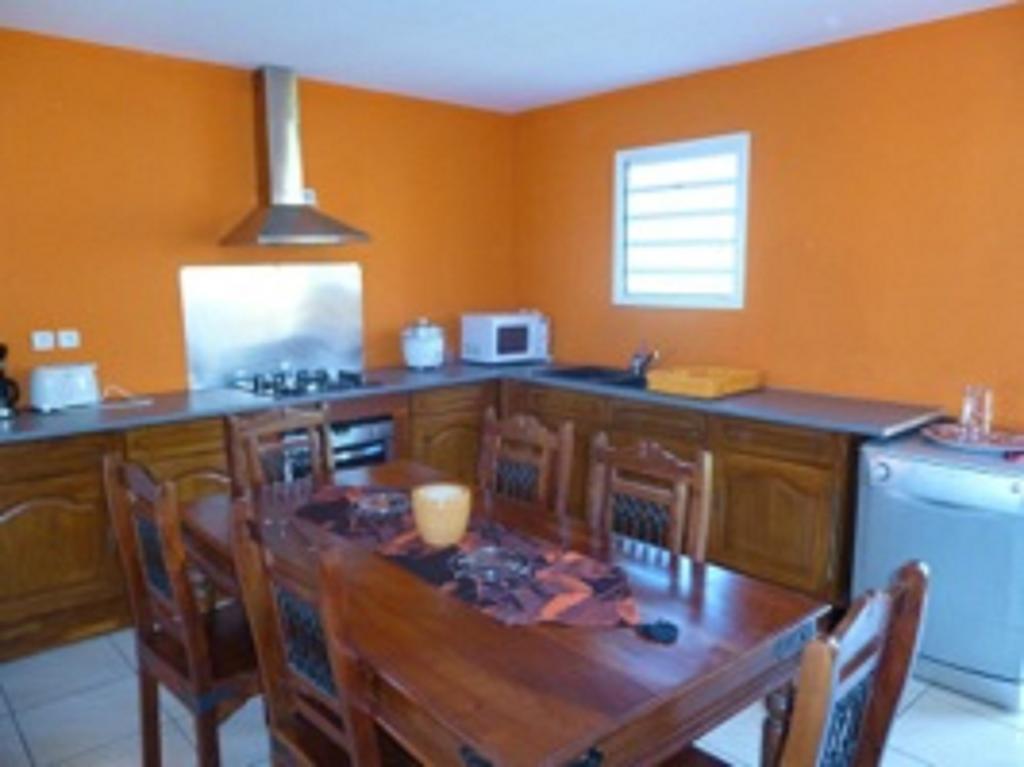 Les Bungalows Du Mont-Auban Sainte-Clotilde Kamer foto