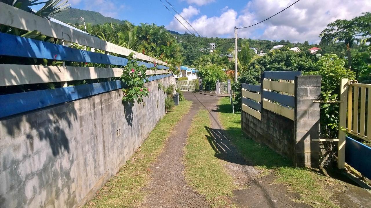 Les Bungalows Du Mont-Auban Sainte-Clotilde Buitenkant foto